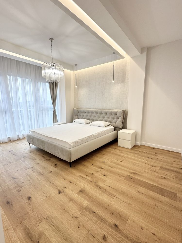 Proprietar vand apartament 90 mp, terase 30 mp, nou, ultrafinisat