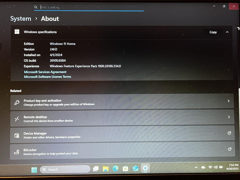 Acer Aspire 8 GB RAM, 256 GB SSD , DDR 4 ,Нова  батерия !