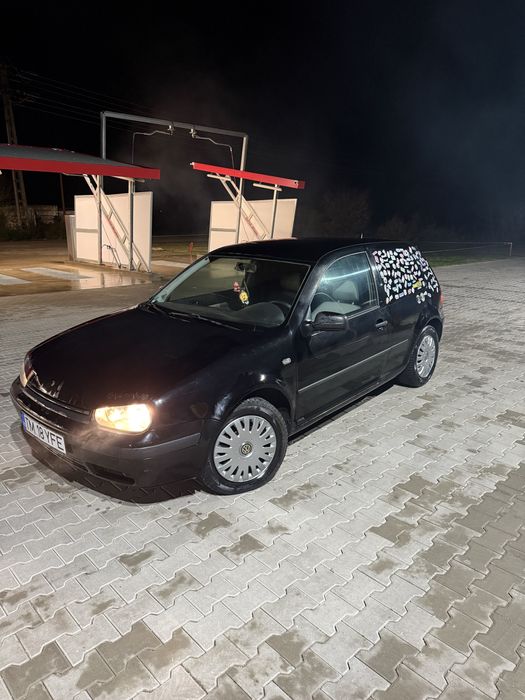 Vand golf 4 benzina