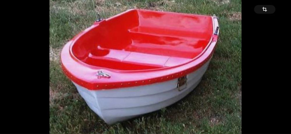 Vand barca de pescuit