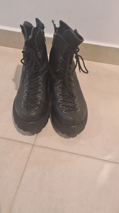 Ghete îmblănite cu șiret