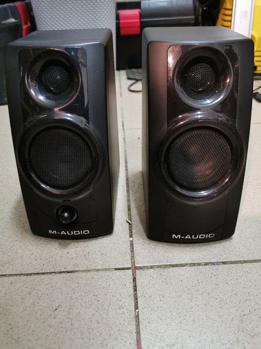 Boxe M audio av20