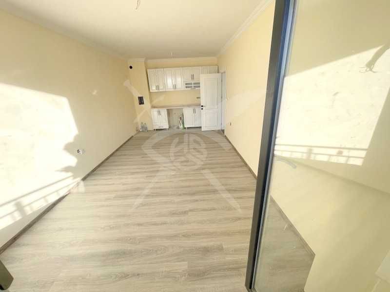 Продава се Двустаен апартамент в Бургас, Славейков - 65 кв.м за 1924 €/кв.м - Снимка #1