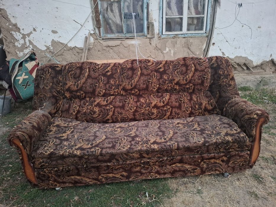 Мебель:Диваны троика