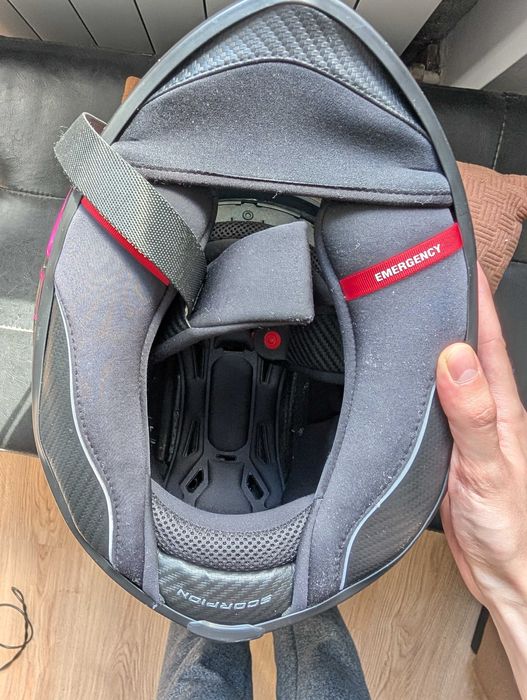 Каска Scorpion EXO-1400 AIR GAIA Matt Black Pink – Чисто Нова!