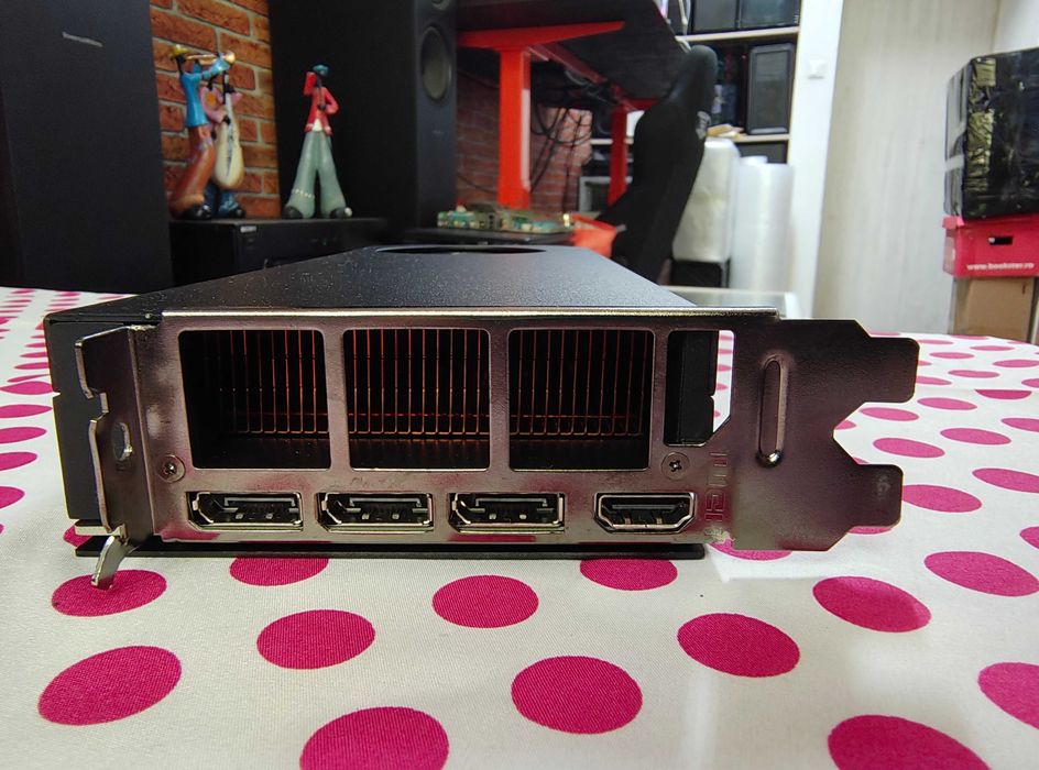 Placa video PNY RTX 4070 Verto Blower 12GB GDDR6X 192-bit.