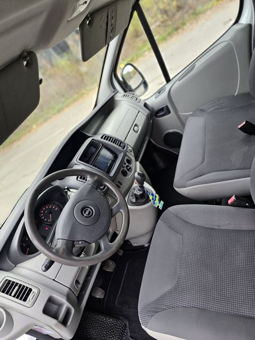 Opel Vivaro 2.0 CDTI 2012 Euro 5 / 3 locuri/Carte service
