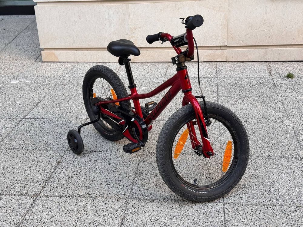 Детско колело Specialized 16