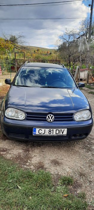 Vand golf4 recent luată