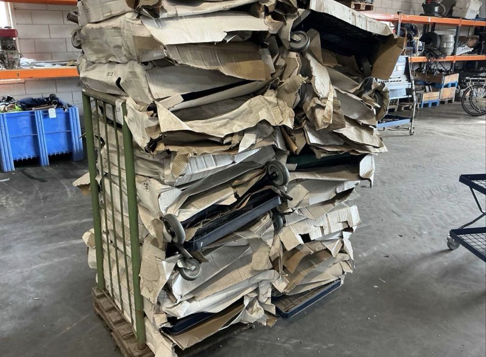 Сгъваеми метални колички 24 броя