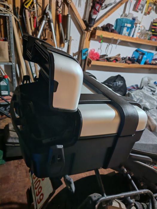 Givi Kappa trk33 top case moto Monokey