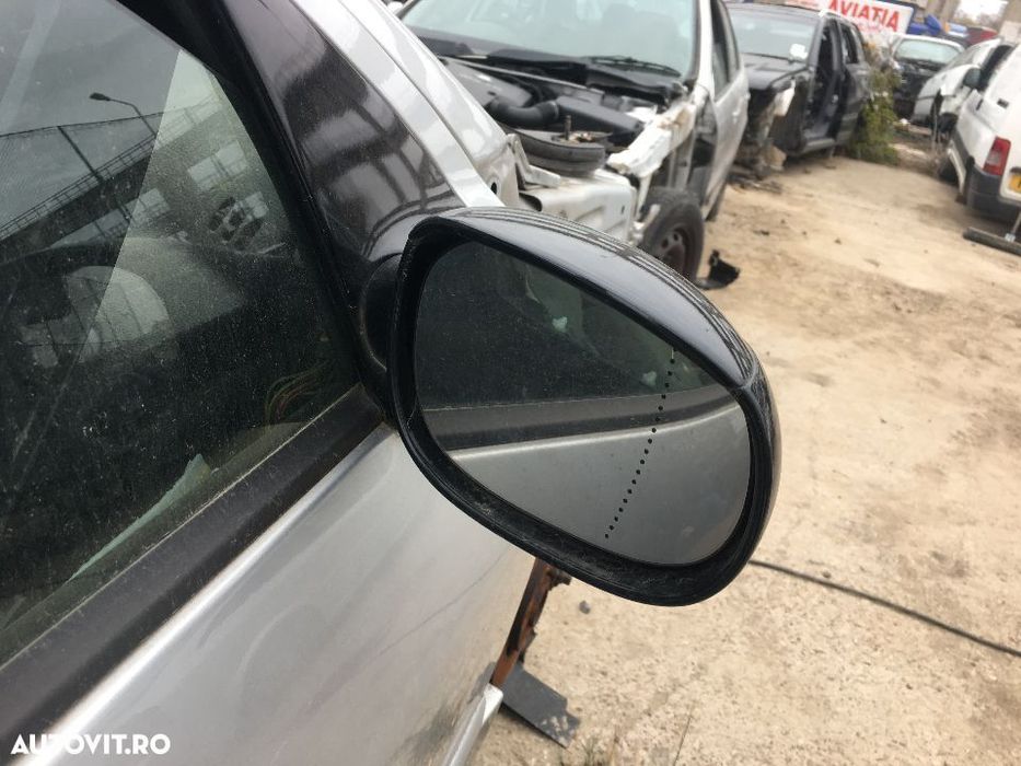 Oglinda Dreapta Peugeot 206 1998 - 2009