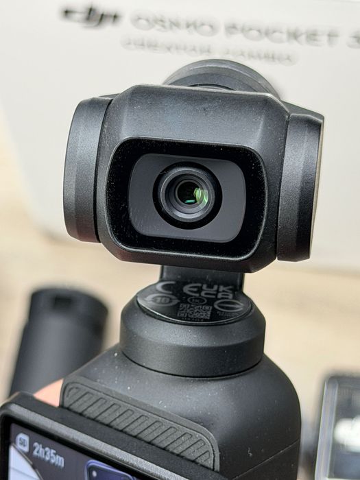 DJI Pocket 3 Creator Combo