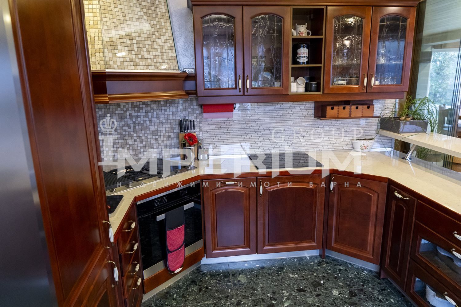 ПРОДАВА Луксозна дизайнерска къща -Акчелар, гр. Варна