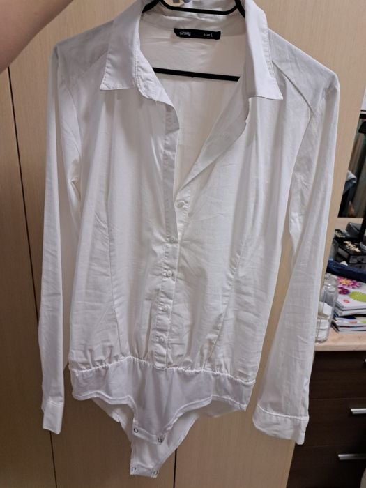 Cămașă de damă stil body