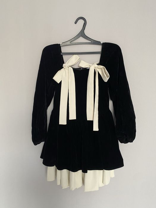 Платье бархатное Gaissina