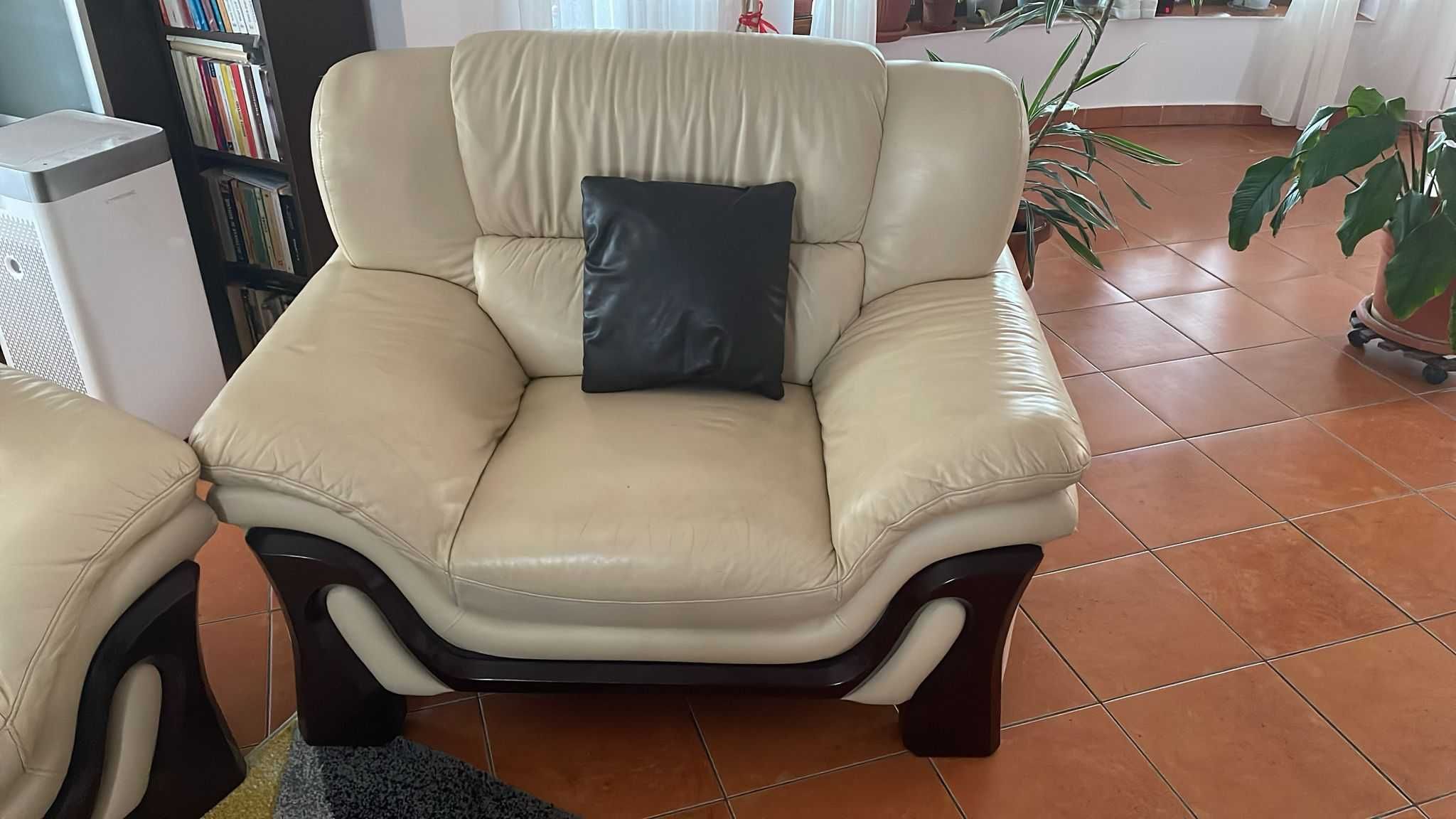 Canapea + 2 fotolii piele