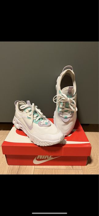 Дамски обувки Nike React Art3mis