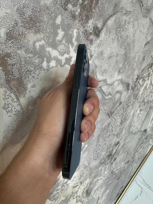 Iphone 12 pro сотилади