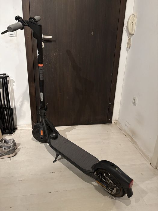 Електрическа Тротинетка ninebot f25 e