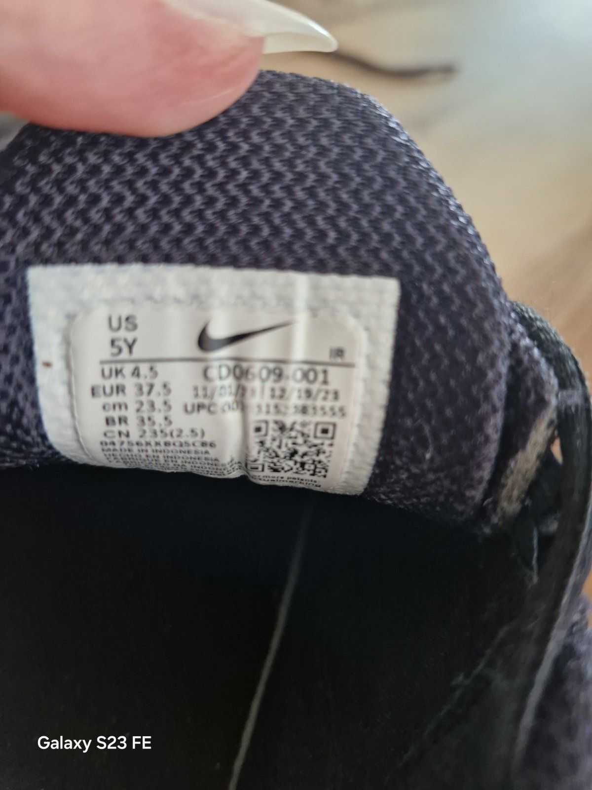 Маратонки оригинал Nike tn air max  37.5