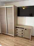 Vand set mobila de dormitor