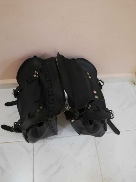 Продавам Марков дисаги от естествена кожа