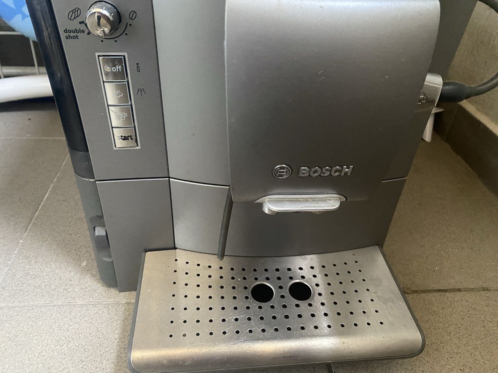 Aparat de cafea automat Bosch, preț negociabil