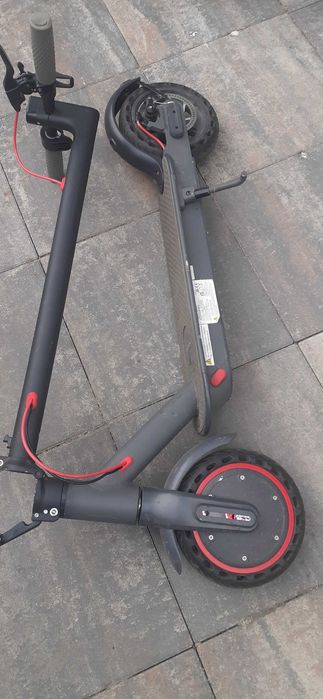 Trotineta electrica Aovopro tip Xiaomi in stare perf. de functionare