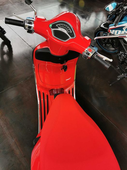 Scuter Vespa Primavera 125 3V RED 2024