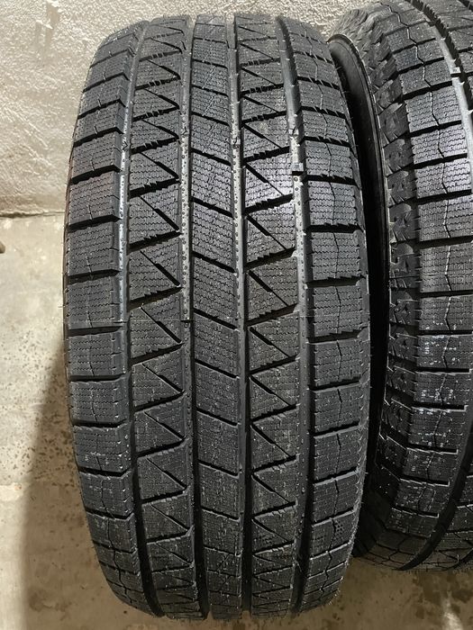 Зимние шины 285/65/R17