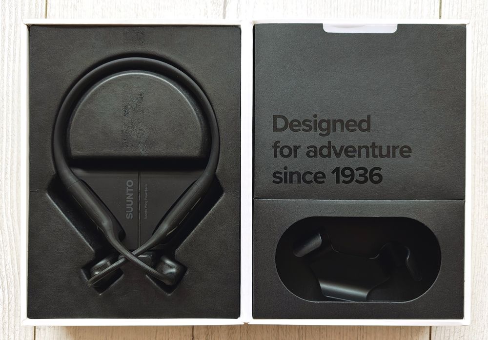 Suunto wing headphones