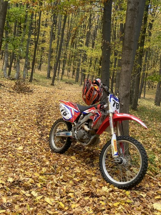 Vand sau schimb honda CRF 250 4 T impecabila detin acte