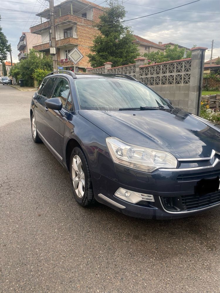 Citroen C5 X7.