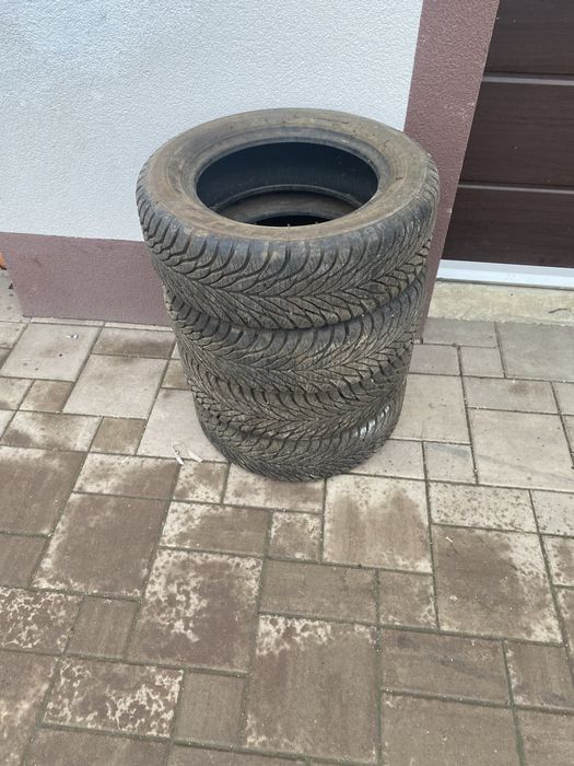 Anvelope pneus  185 60 r14 iarna vara