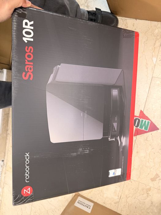 Aspirator robot roborock saros 10R nou sigilat original