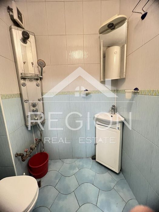 Дава се под наем Двустаен апартамент в Варна, Цветен квартал - 55 кв.м за 382.5 € - Снимка #9