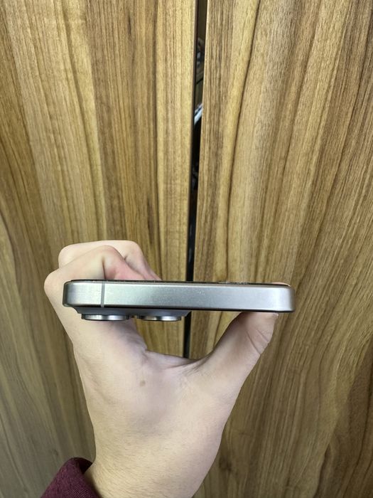 iphone 15 pro max natural 256 gb 90%