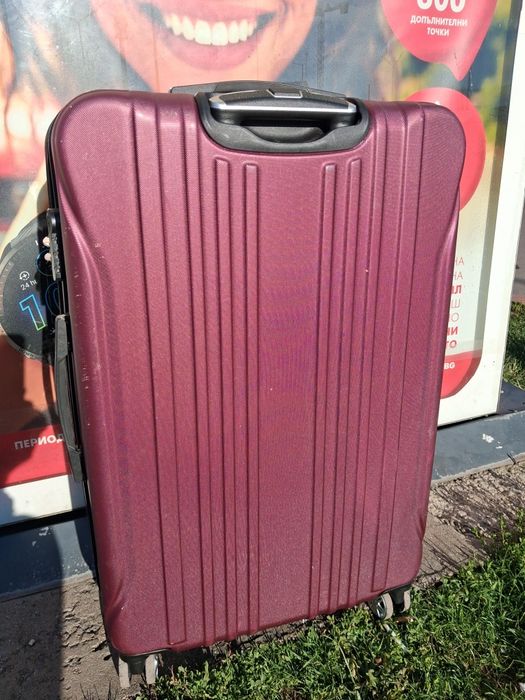 Куфар с колелца голям