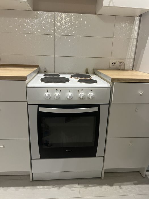 Продам плиту с духовым шкафом