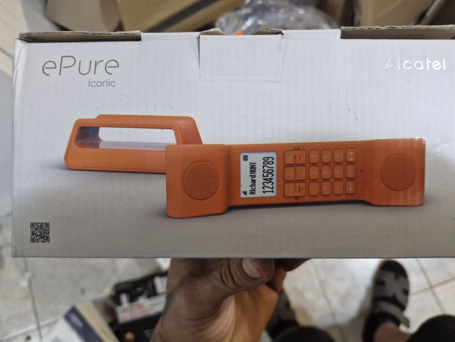 Домашен телефон нови