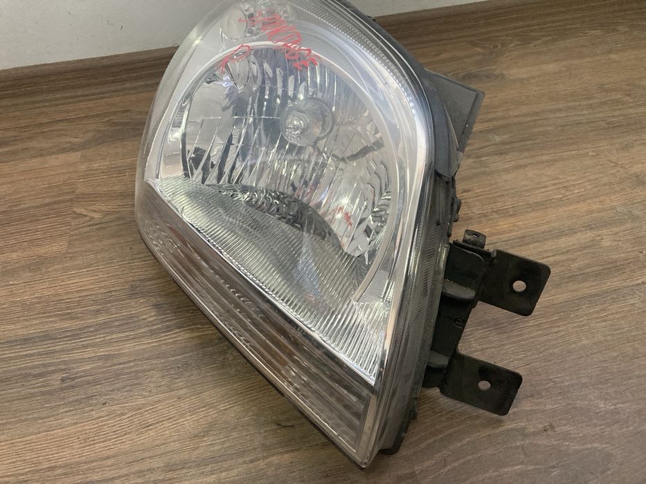 Десен фар за Kia Sportsge / Киа Спортийдж 2007г