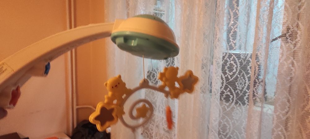 Електрическа Музикална въртележка с мелодии и светлини