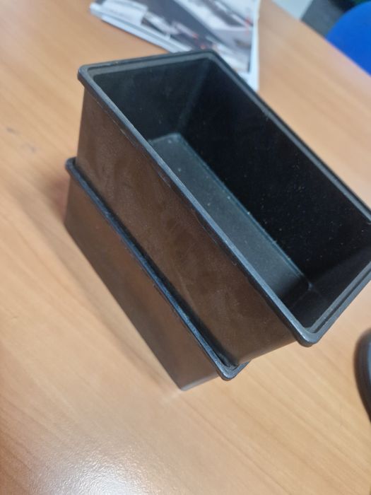 Cutii din plastic pt depozitare