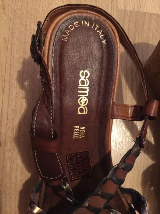 Vand sandale de dama din piele