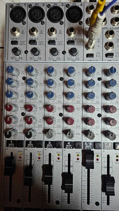Mixer DJ Eurorack UB1204-PRO