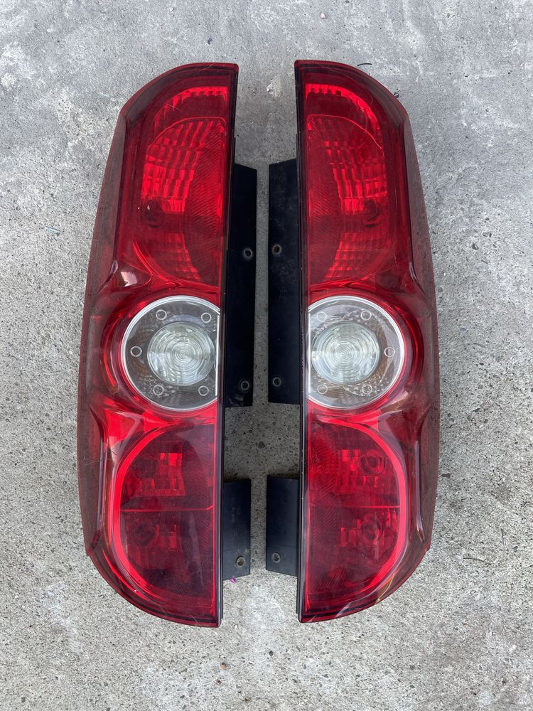 Стоп десен Fiat Doblo 2009/2021