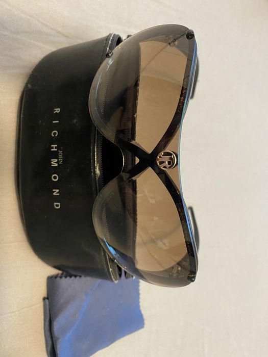 Слънчеви очила John Richmond