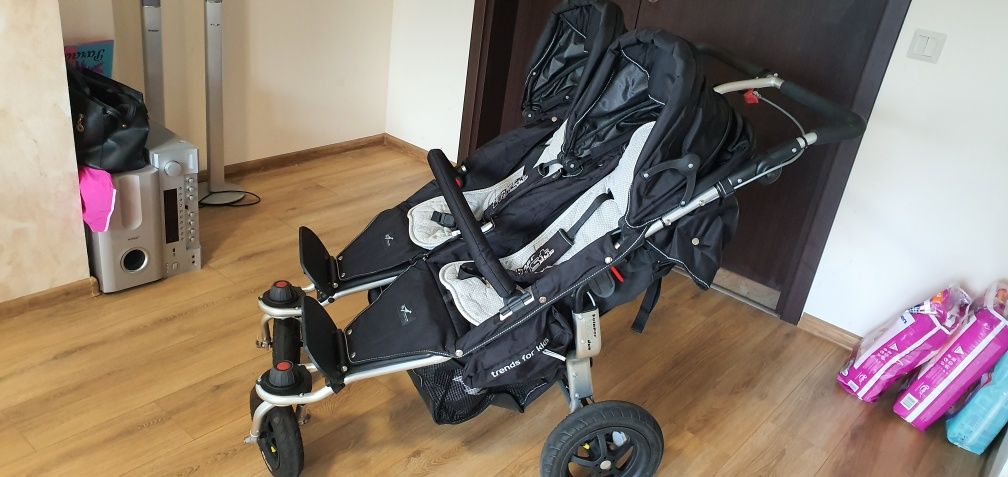 Немска количка за близнаци