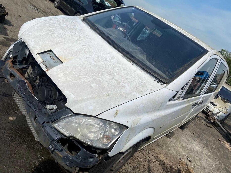 Dezmembrez Demembrari Mercedes Vito w639 an 2010 motor 2.2 OM651